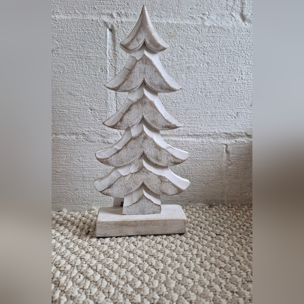 Rustic White Wooden Holiday Tree Decor